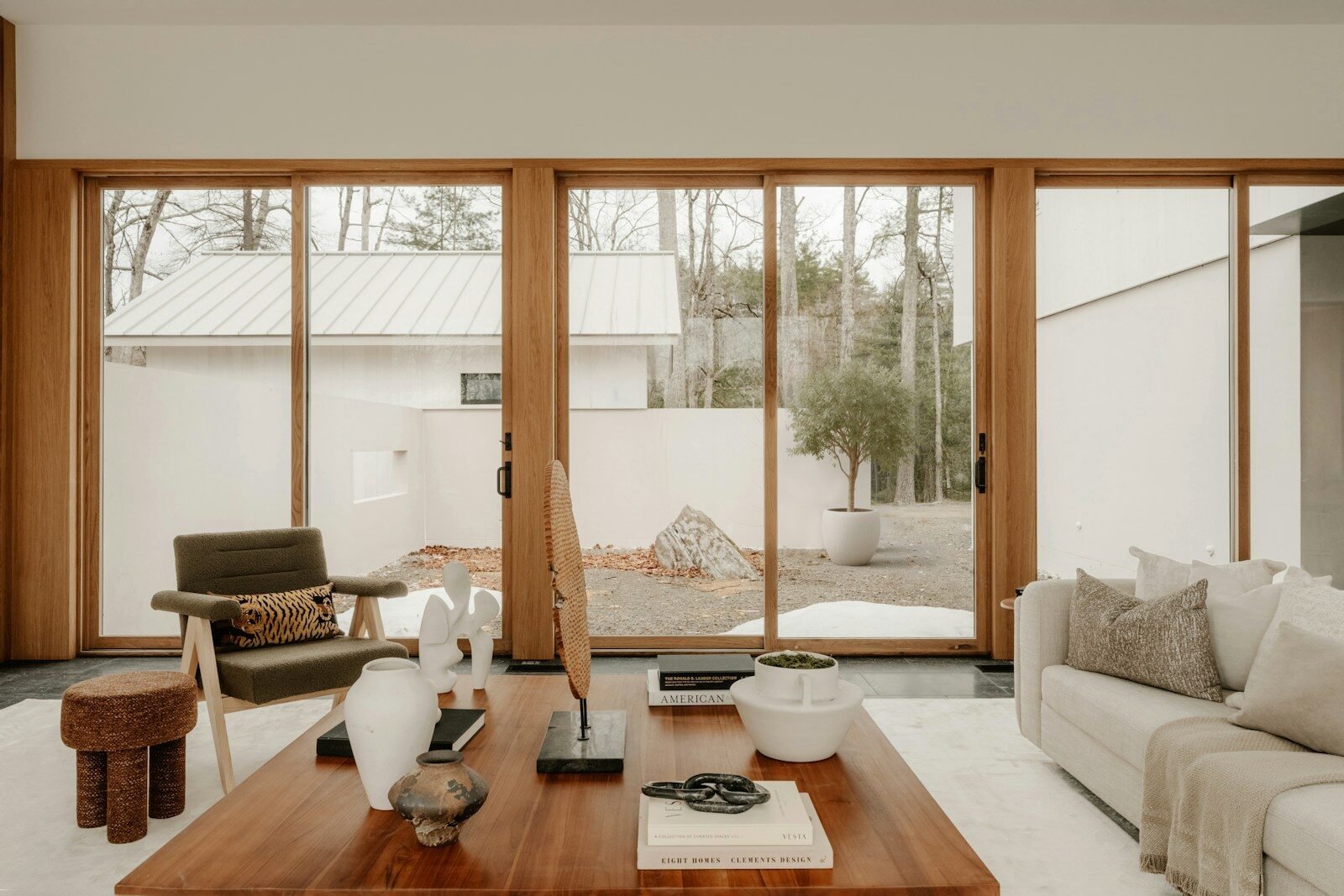 Zen Living Room Ideas: Create a Calm Space at Home